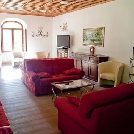 E Del Re E Della Regina - Grand Lägenhet