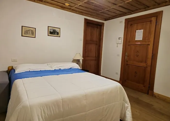 E Del Re E Della Regina - Grand 아파트