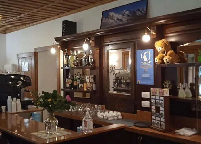 E Del Re E Della Regina - Grand 아파트