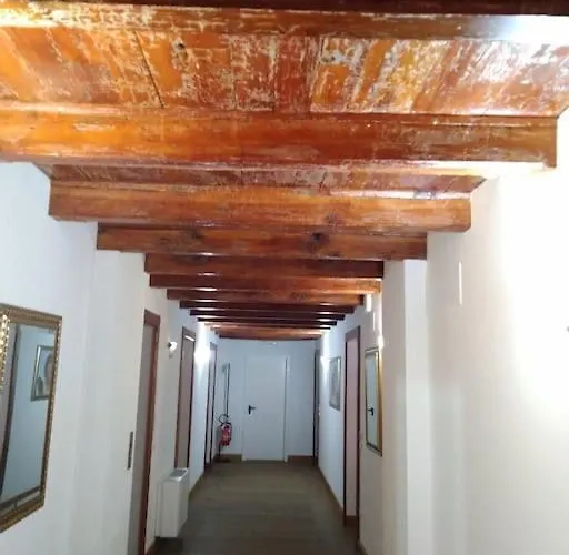 E Del Re E Della Regina - Grand * 체레솔레 레알레